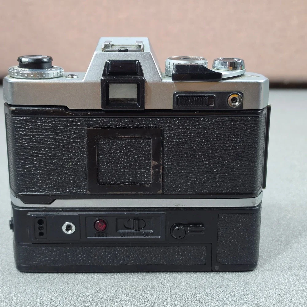 Yashica FR II SLR Film Camera ML 50mm f2 Lens with Winder attachment Untested